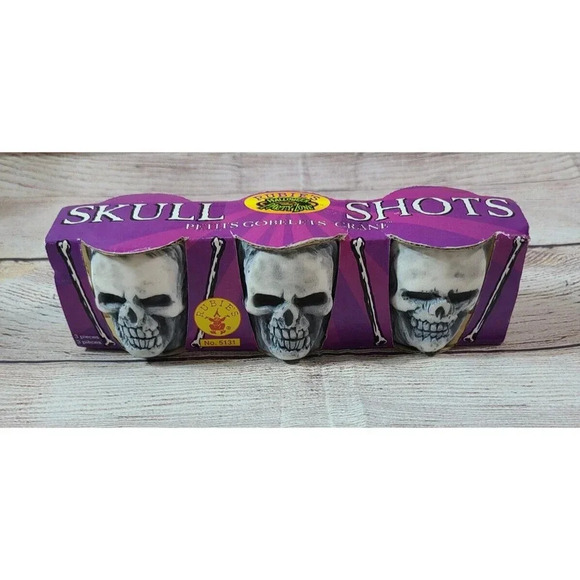 Rubies Halloween Skull Shot Glasses Set of 3 Gray Spooky Barware #5131 New - Picture 1 of 3